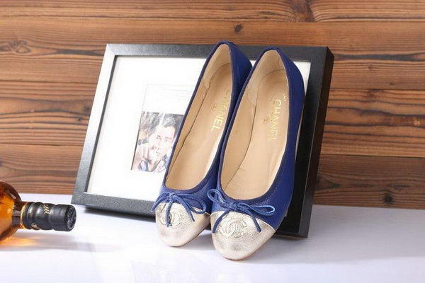 CHANEL Shallow mouth flat shoes Women--108